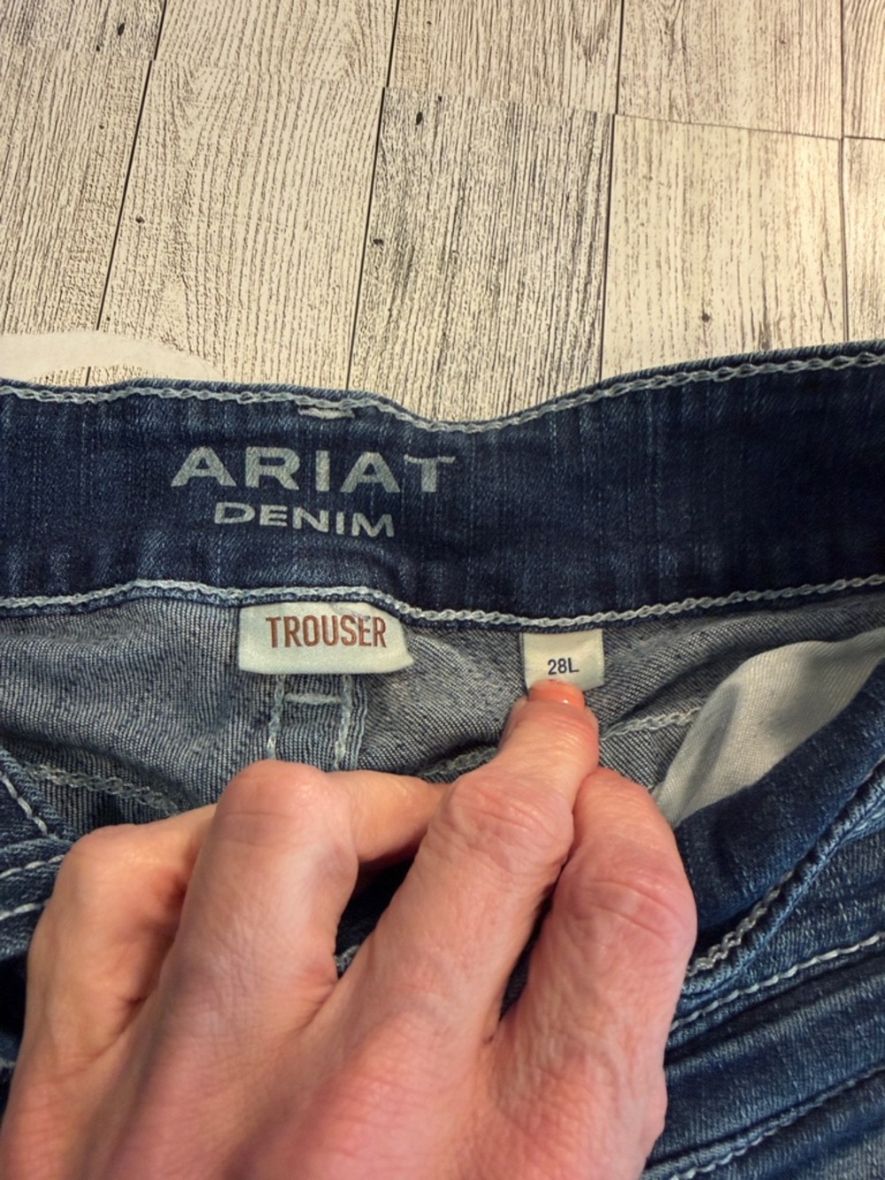 Ariat Women's Dark to Medium Wash Wide Leg Jeans - Picture 2 of 6